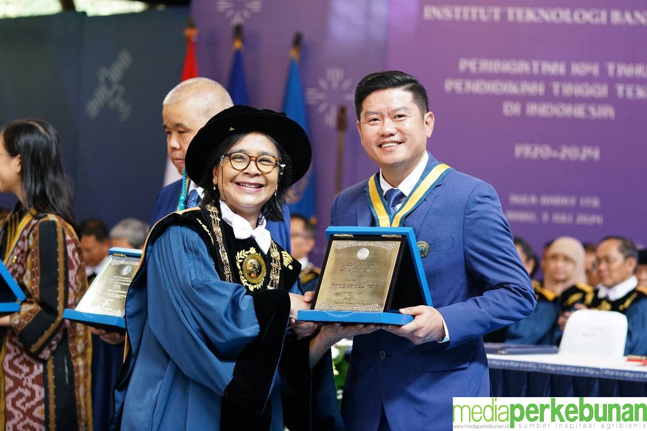 Astra Agro Raih Penghargaan Riset dari ITB Bandung