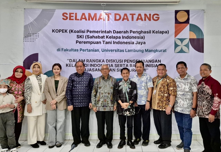 KOPEK Usulkan Gerakan Tanam dan Rawat Kelapa