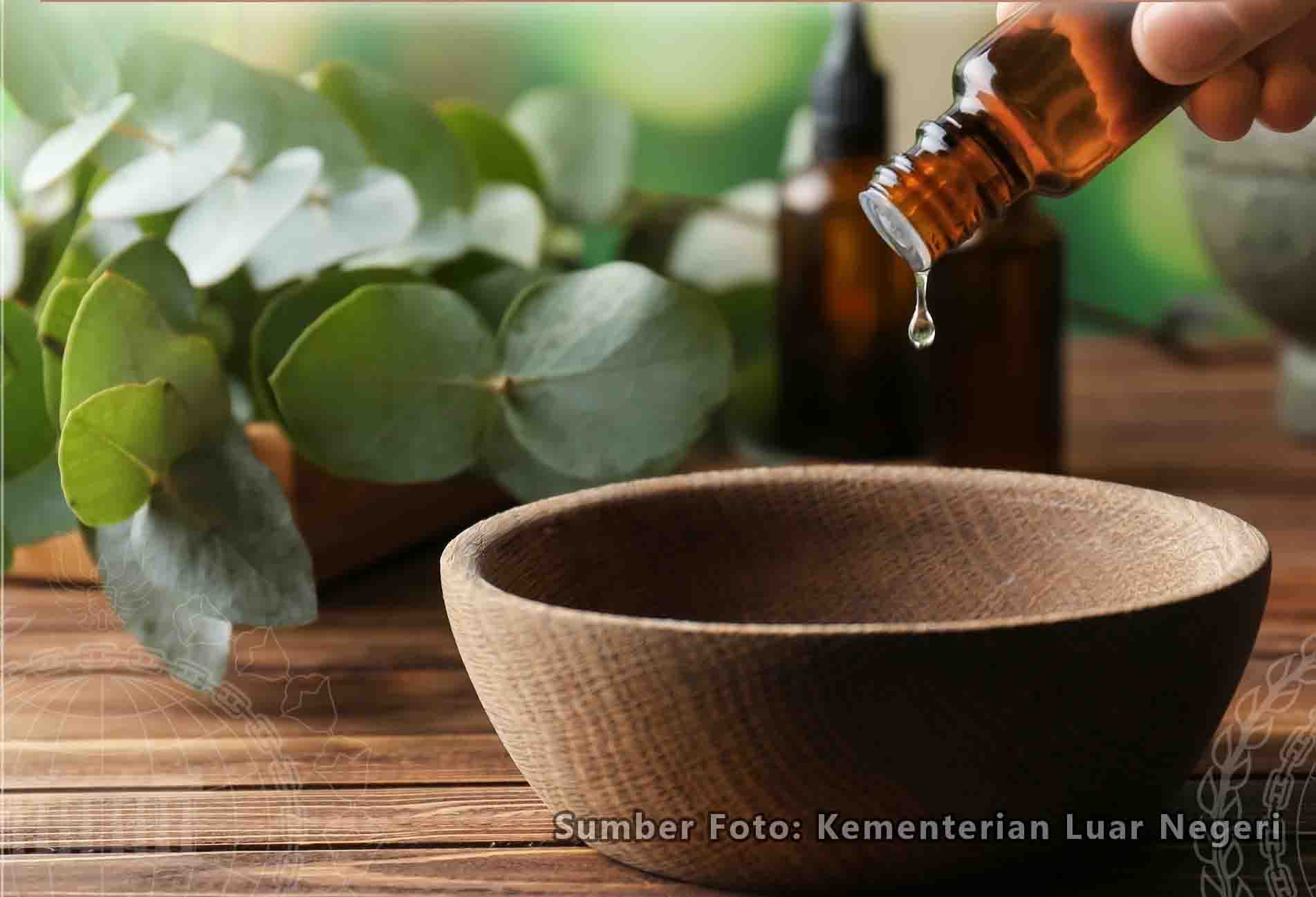 Berkolaborasi Kembangkan Minyak Atsiri