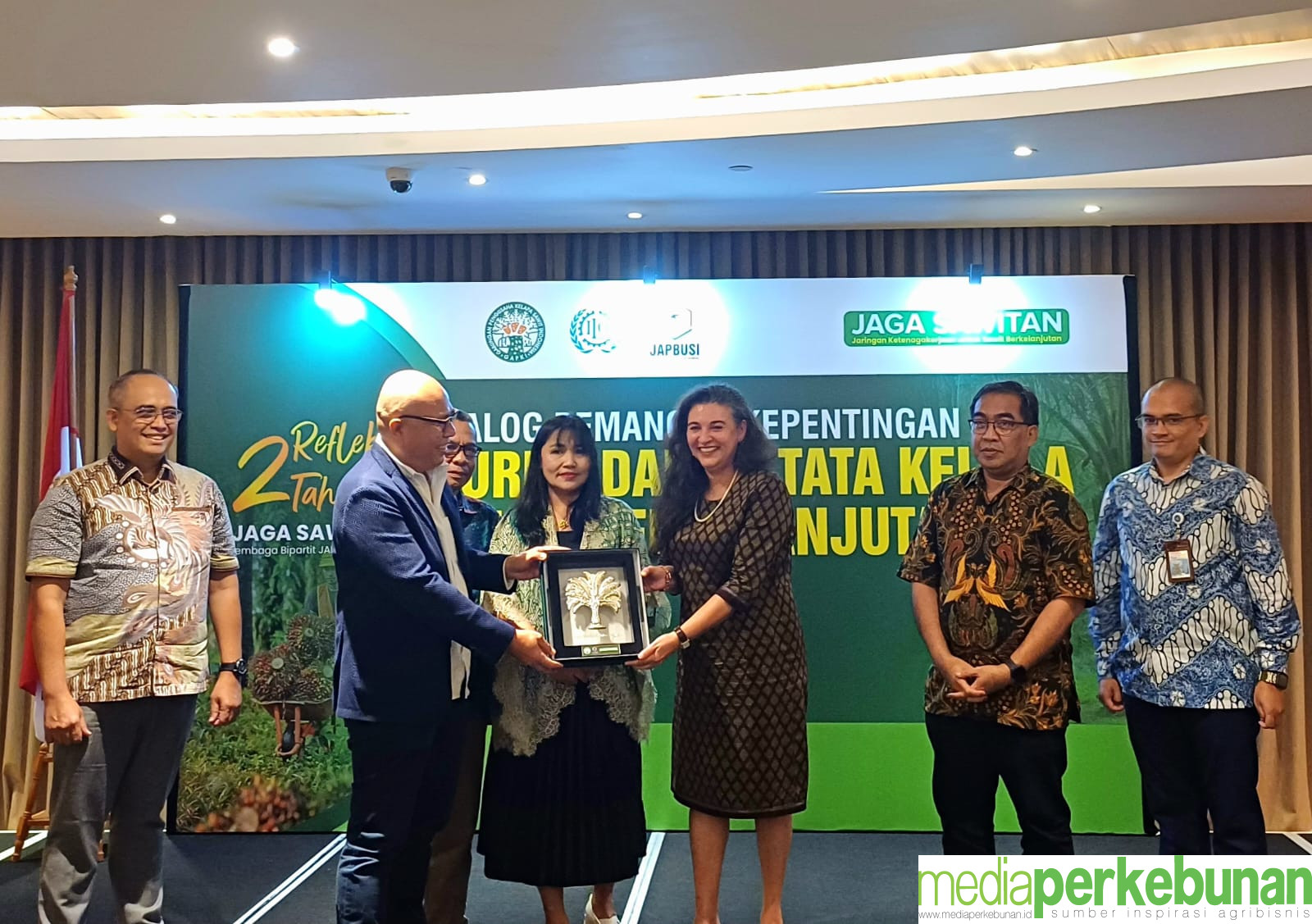 Jaga Sawitan: Perkuat Perlindungan Buruh untuk Sawit Berkelanjutan