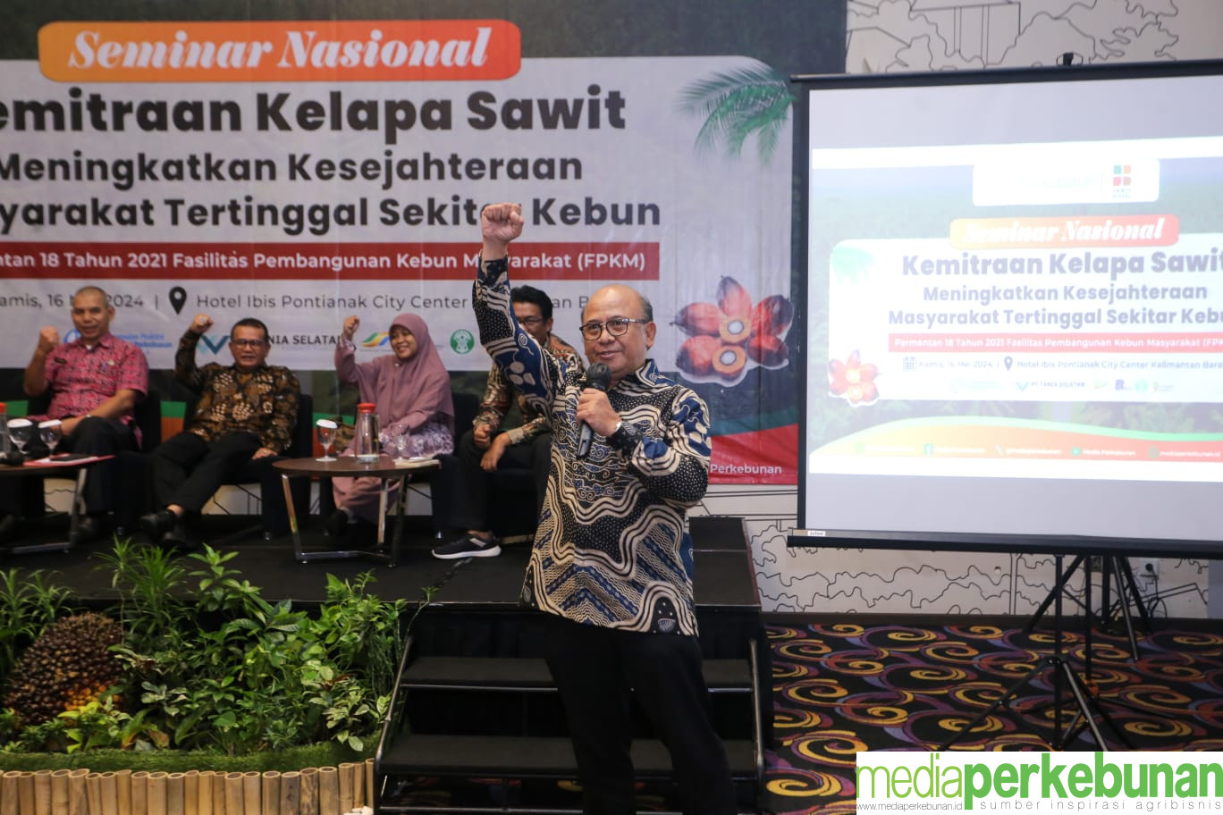 MEMBANGUN KEBUN PLASMA/KEMITRAAN HARUS BARENG BANGUN KELEMBAGAANNYA