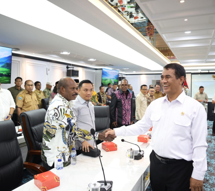 Pertanian Puncak Papua Digenjot, Kementan Pasok Alsintan hingga Pengembangan Kopi Arabika 500 Hektare