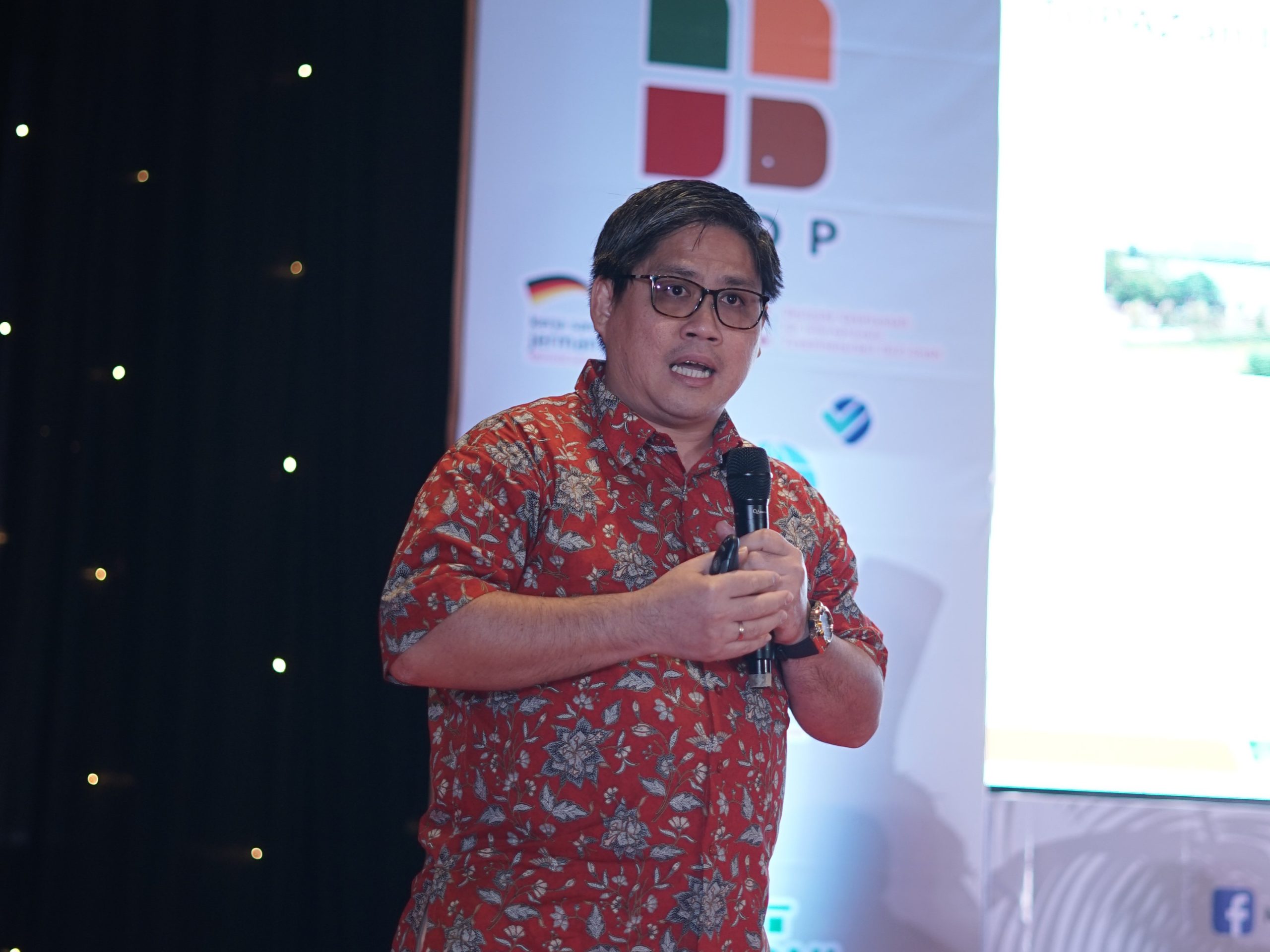 5th IPOSC : Asian Agri Siap Bantu Petani Pengguna Topaz TBS Virescens yang Ditolak PKS