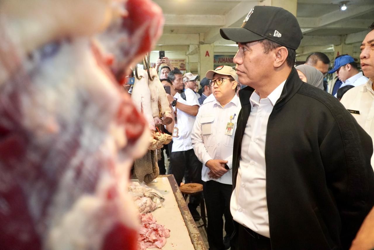 Mentan Amran saat Sidak Pasar Tagog: Tak Ada Toleransi Harga di Atas HET