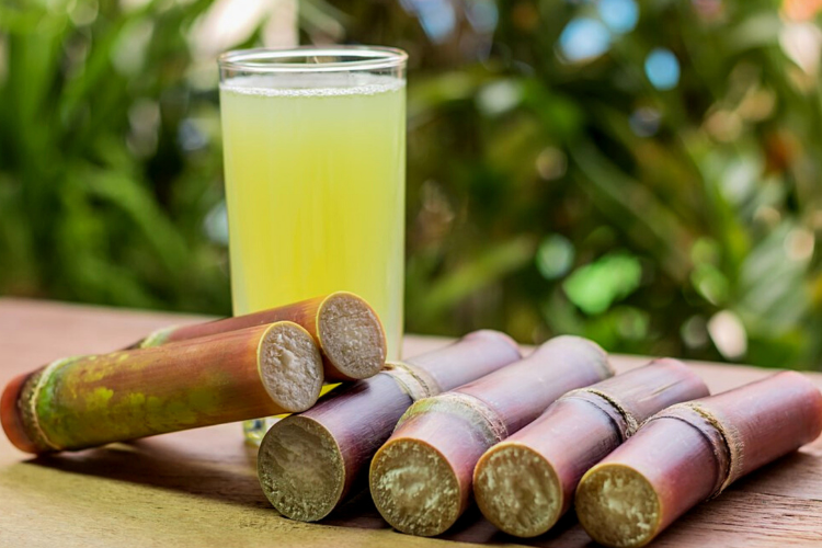 Buka Puasa Minum Air Tebu, Ini Khasiatnya untuk Tubuh