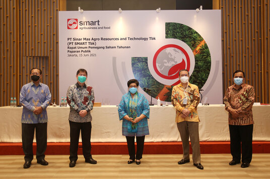 Penjualan PT Smart Tbk Naik 15 Persen