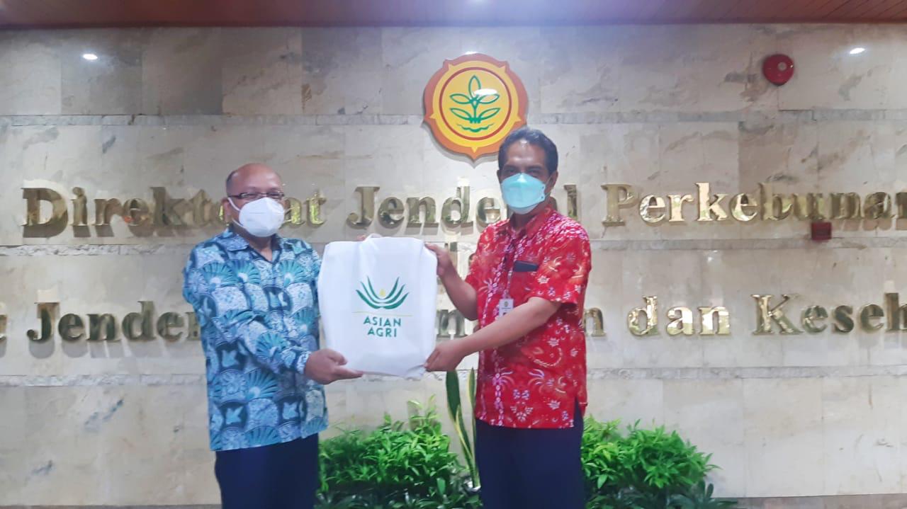 Asian Agri Salurkan Bantuan untuk Korban Banjir NTT Melalui Kementan