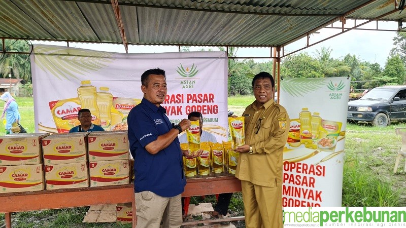 Bantu Masyarakat, Asian Agri Gelar Bazar Minyak Goreng Premium