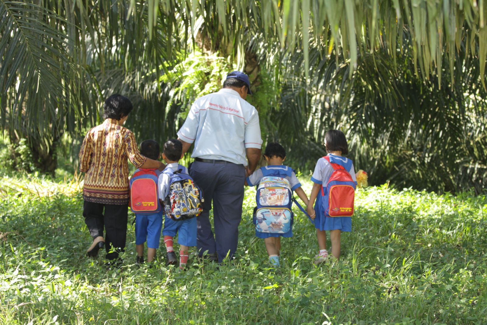 Tidak Ada Pencuri Sawit Tipe "Survival Sesuap Nasi": Sindikat Pencuri Sawit Ancam Petani, Pekerja, dan Iklim Usaha Perkebunan