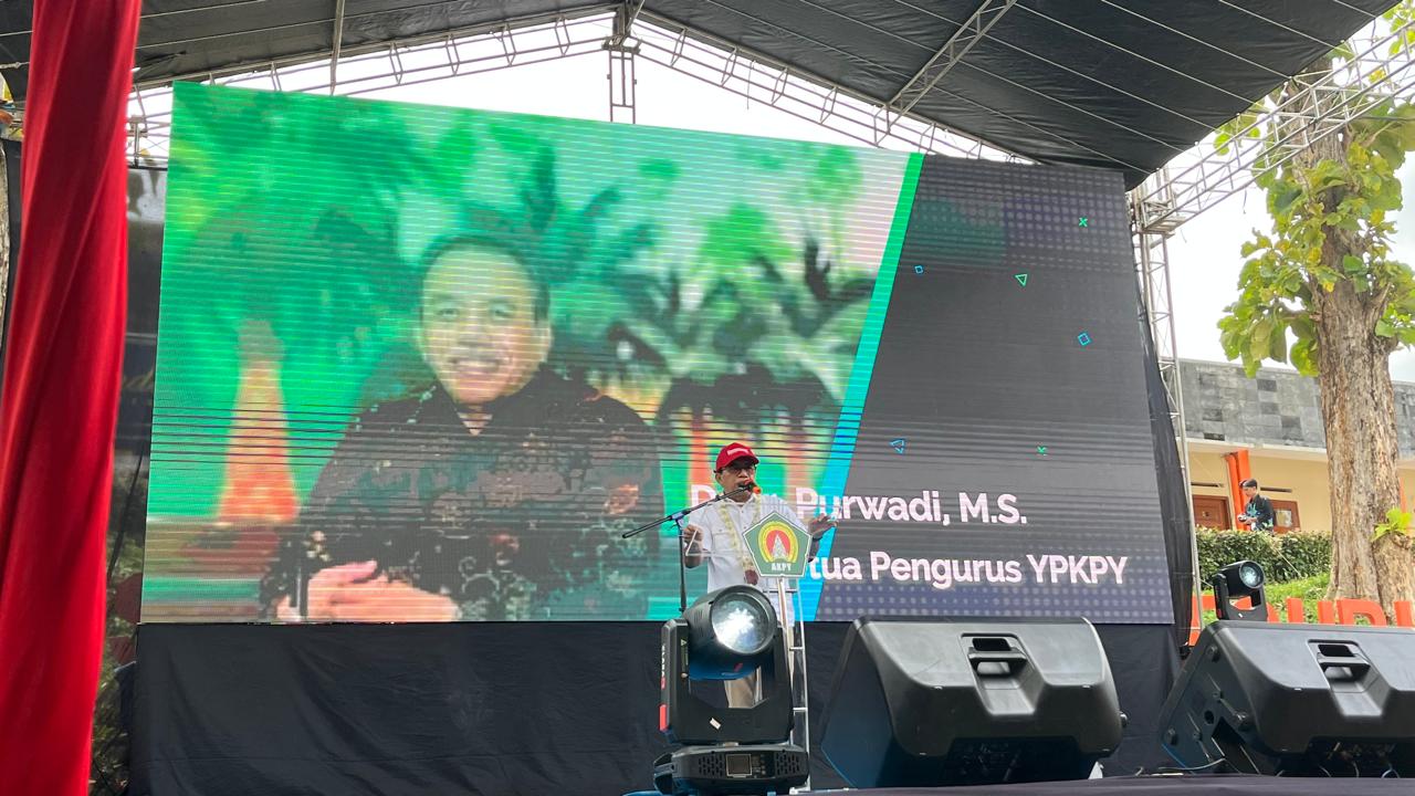 Kepala Yayasan Pendidikan Kader Perkebunan Yogyakarta, Dr. Ir. Purwadi dalam acara Bintalfisdisbun AKPY (16/09).