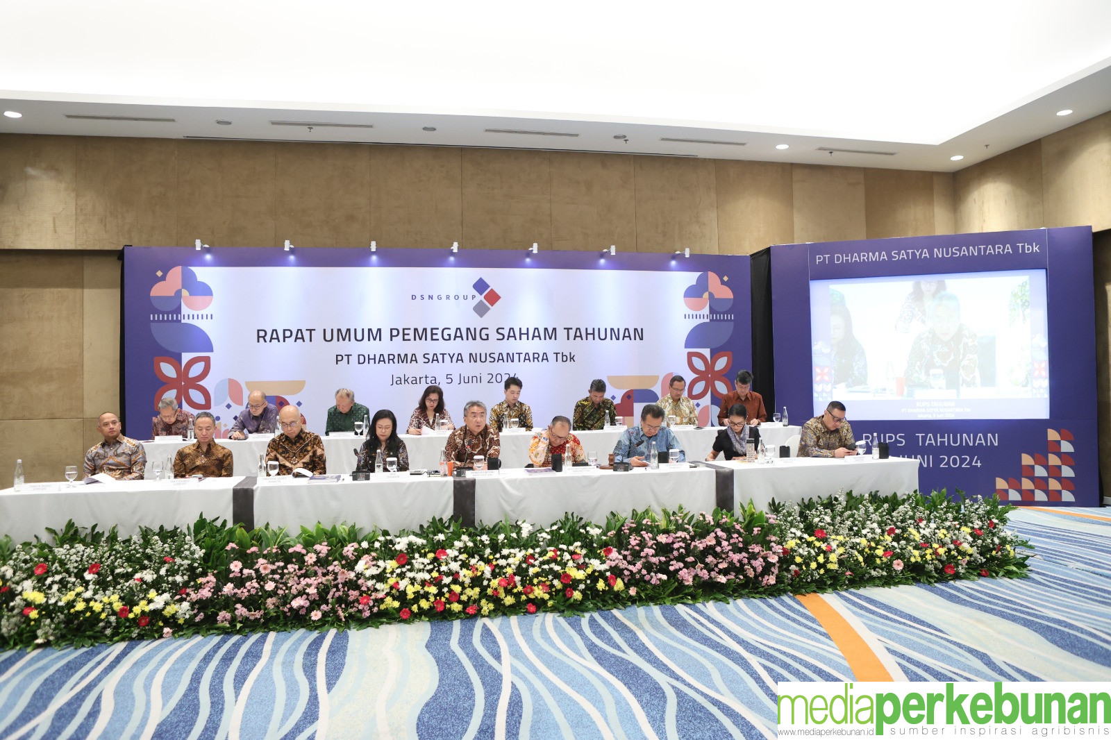 DSNG BAGIKAN DIVIDEN RP 22 PER SAHAM