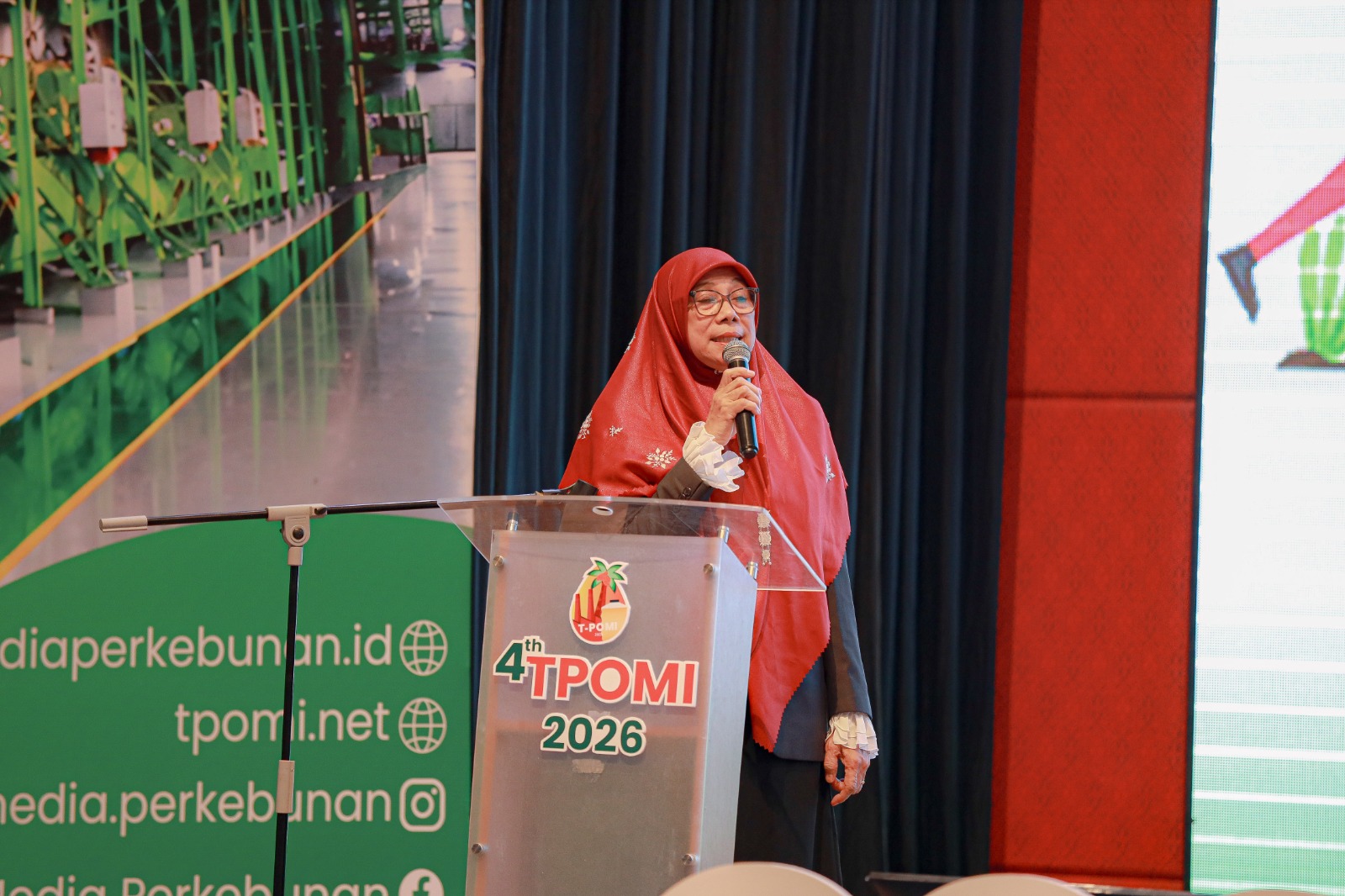 Potensi Biomassa Kelapa Sawit: USU Pamerkan Inovasi Biomaterial Masa Depan di TPOMI 2026