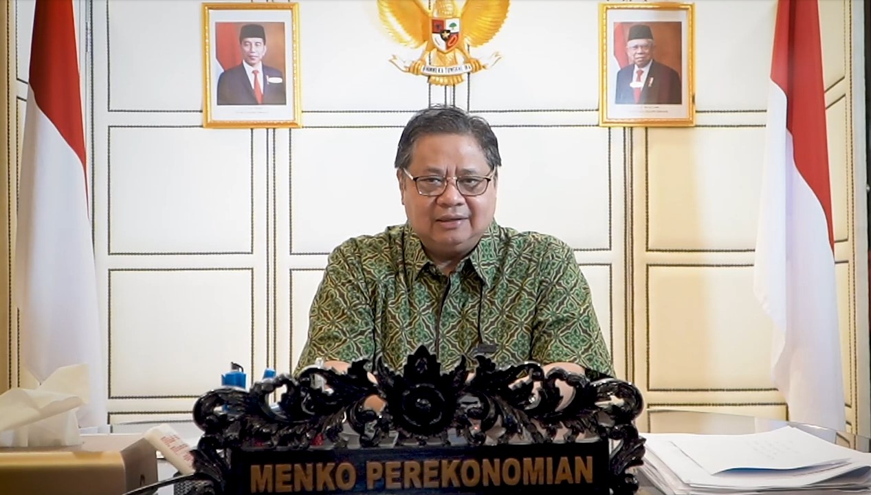 MENKO PEREKONOMIAN : PERTEBAL KEMITRAAN PETANI- PERUSAHAAN KELAPA SAWIT