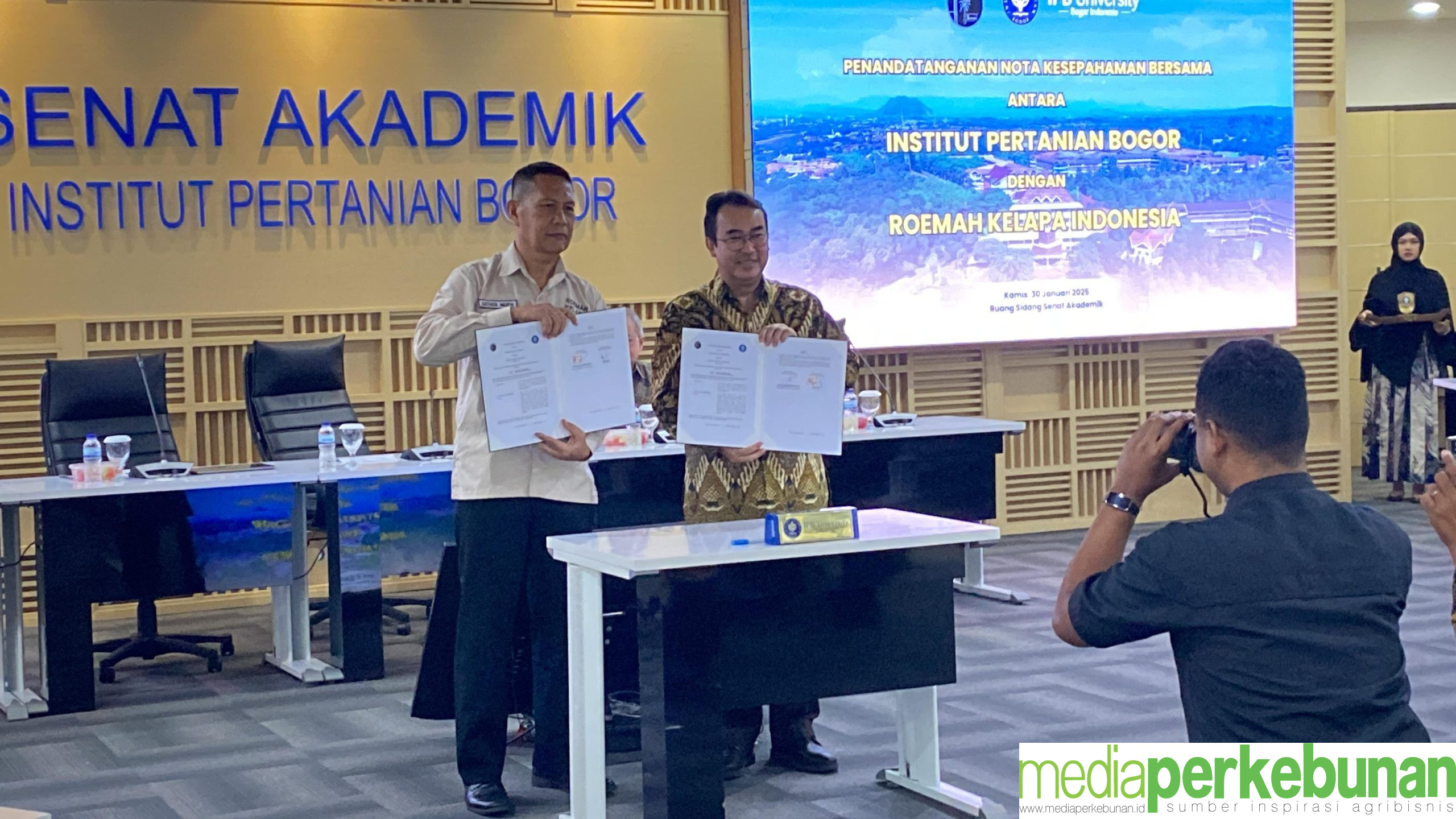 Roemah Kelapa Indonesia IPB
