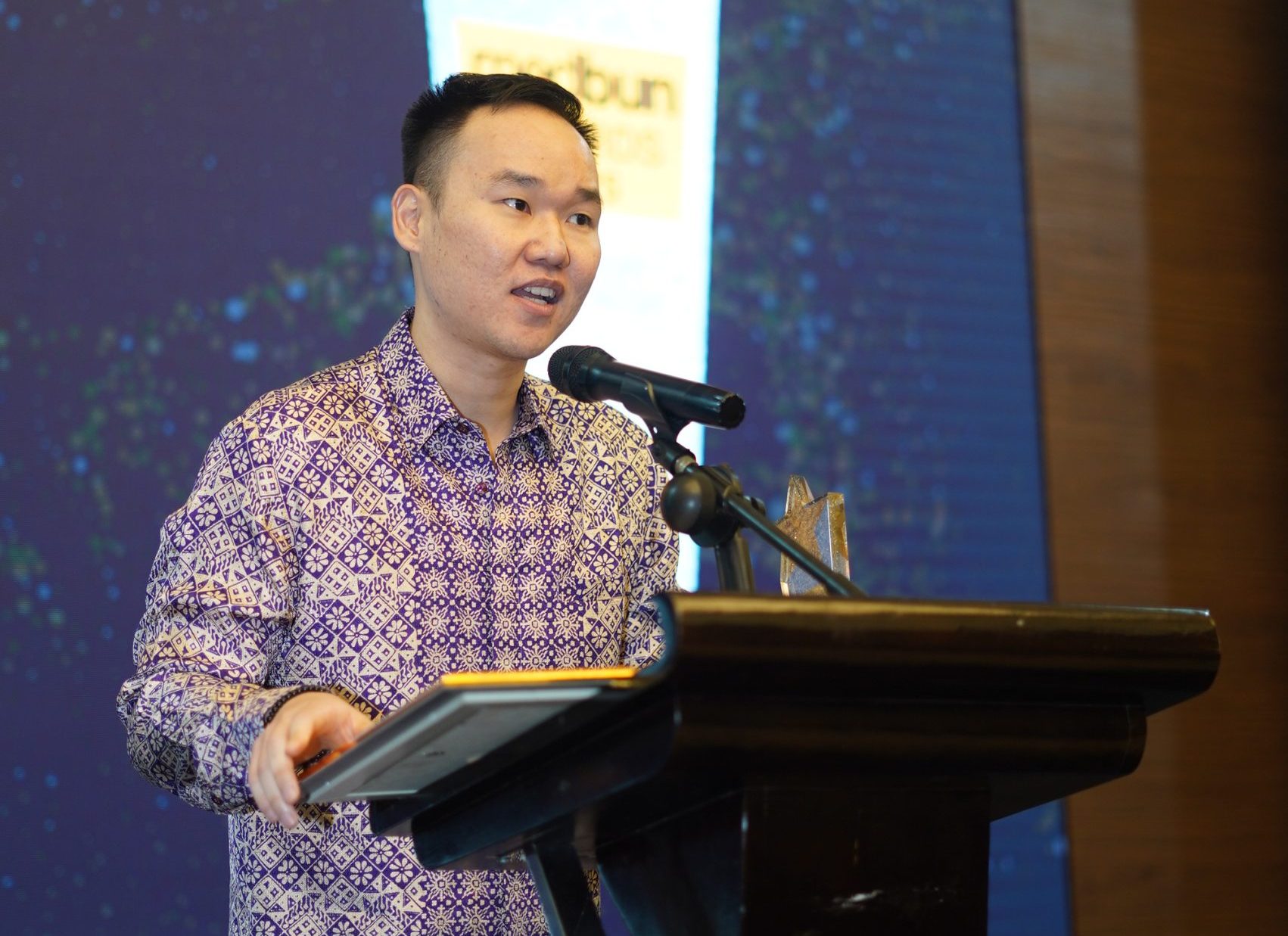 Hadirkan Dampak Nyata untuk Masyarakat, PT Sumber Tani Agung Resources Tbk Raih Penghargaan Medbun Awards 2025