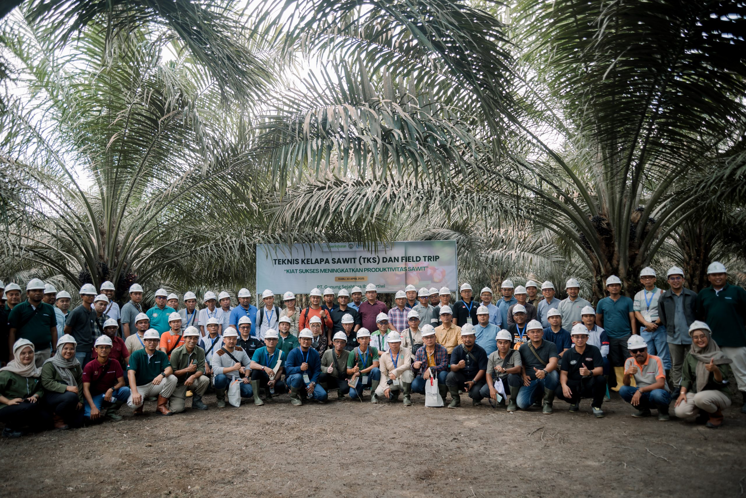 TKS 2025: Peserta Field Trip Antusias Kunjungi Kebun Sawit dan Research Center PT Gunung Sejahtera Ibu Pertiwi