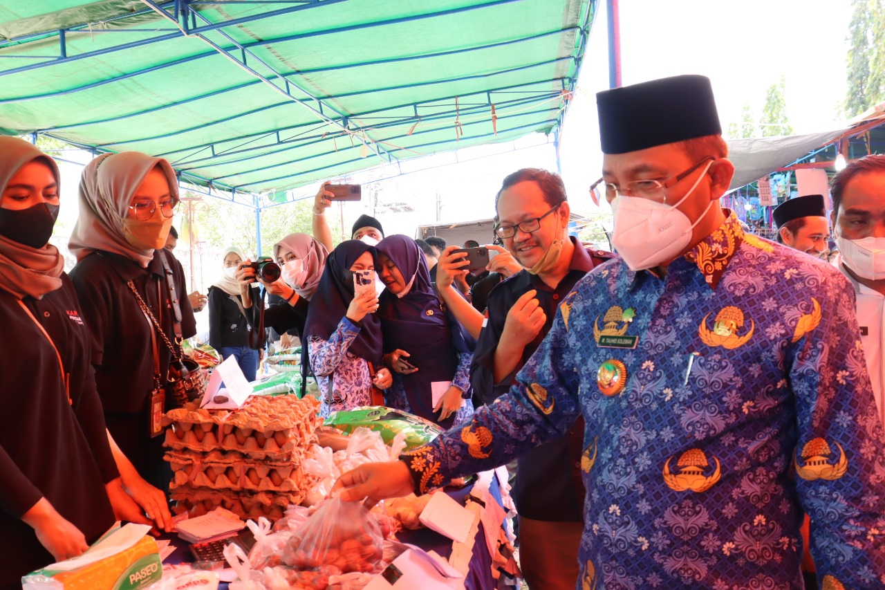 Ditjen Perkebunan Gelar Pasar Tani Murah untuk Masyarakat Ternate