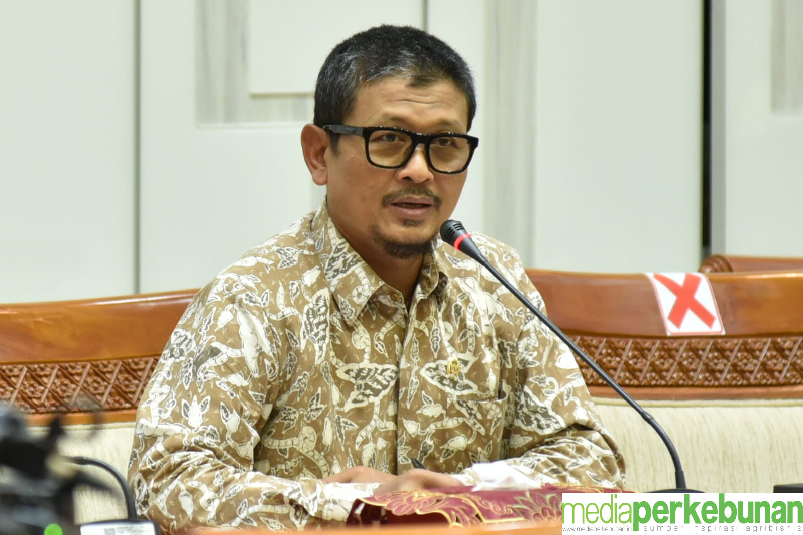 Minyakita Diduga Ditimbun Jelang Ramadhan, Tekanan DPR kepada Mendag Busan Semakin Kencang