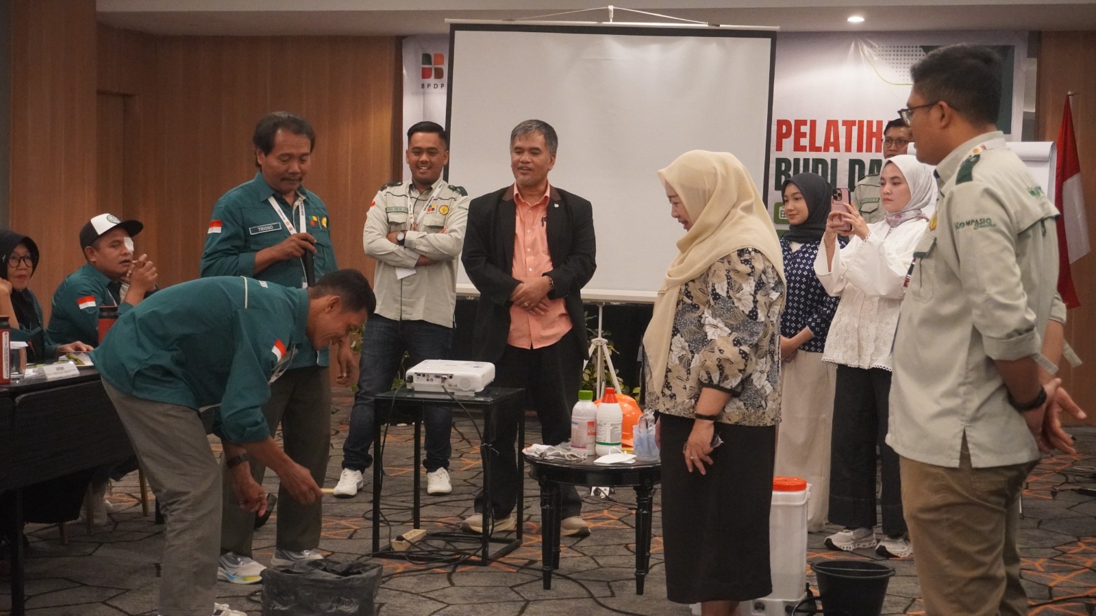 Tingkatkan Produktivitas Petani, BPDP, Ditjenbun, Dan Koompasia Latih 60 Pekebun Sawit Aceh Singkil di Medan