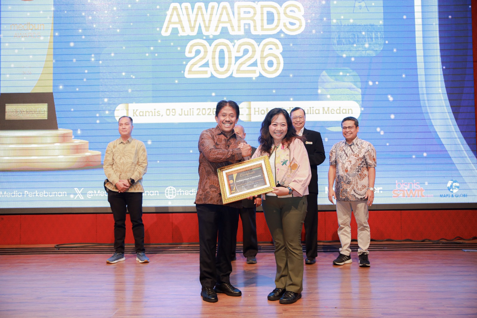 Medbun Awards 2026: Bangun Ekosistem Sawit Lestari, Solidaridad Raih Penghargaan Excellence Strategic Partnership 2026