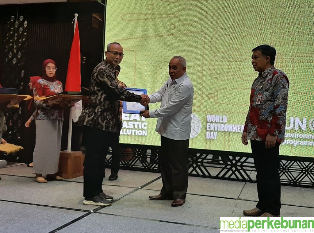 PT Kalianusa Raih Proper Hijau dari Gubernur Kaltim
