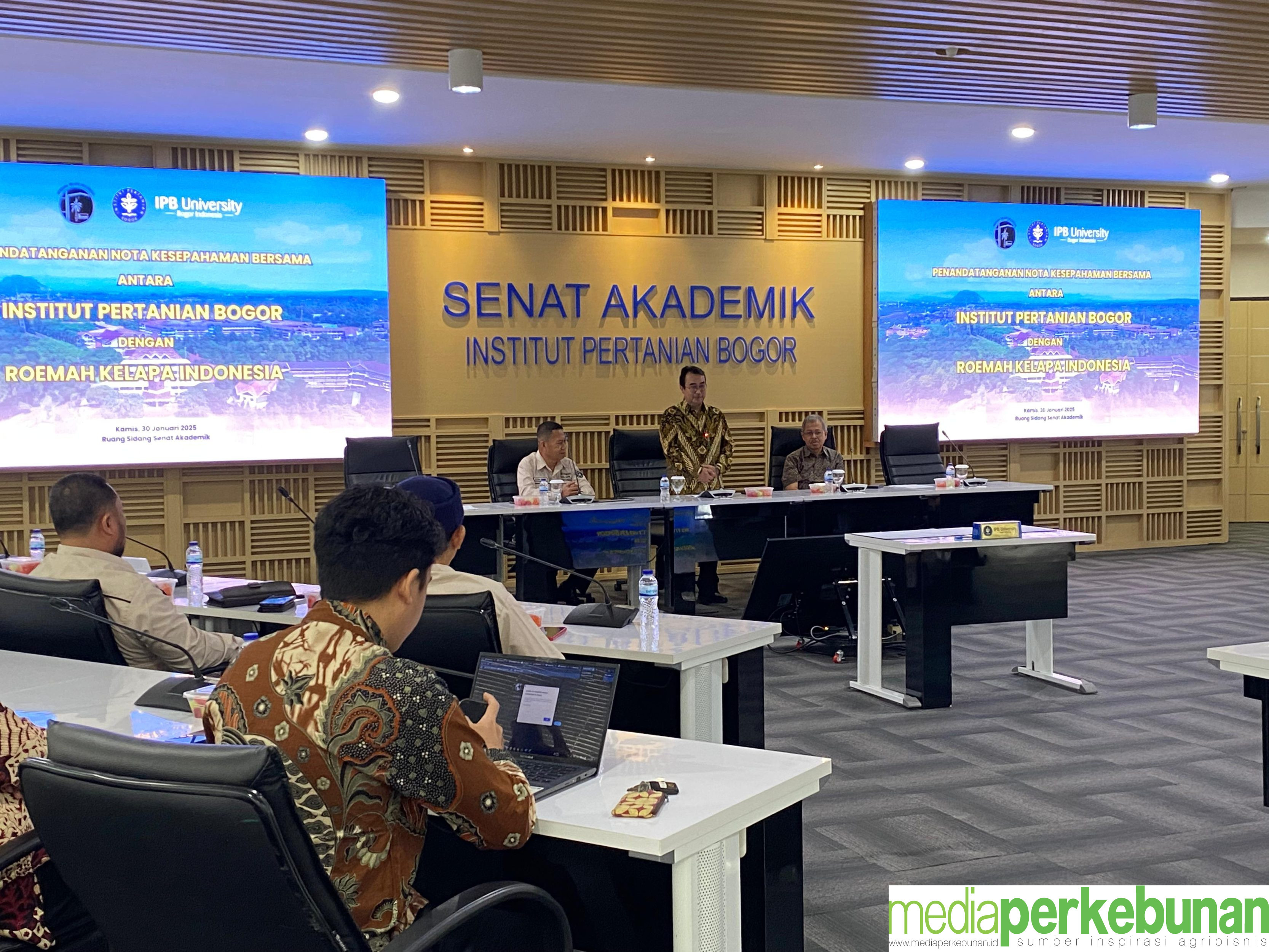 Roemah Kelapa Indonesia IPB