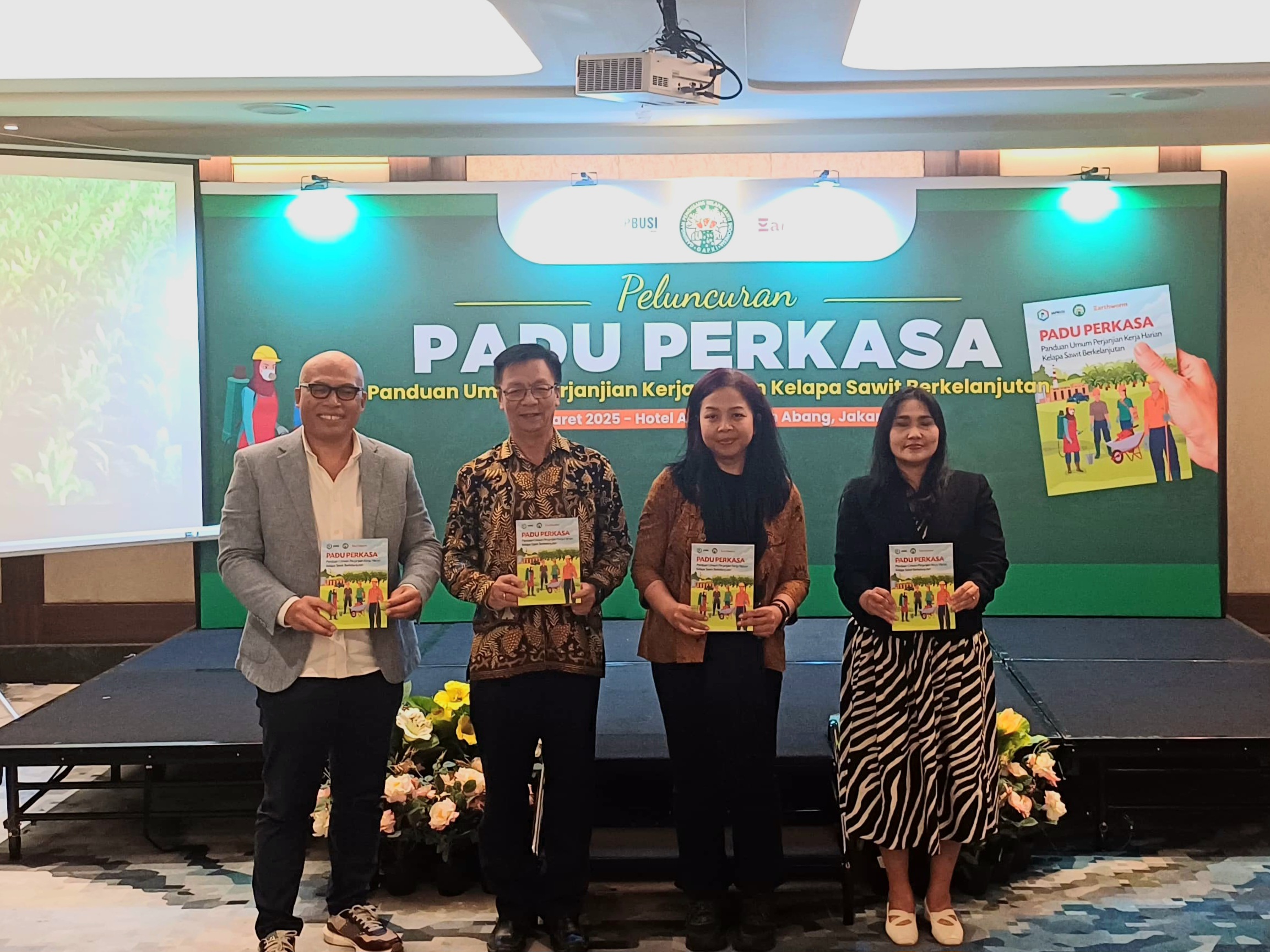 Lindungi Pekerja Harian Sawit, GAPKI Luncurkan Padu Perkasa