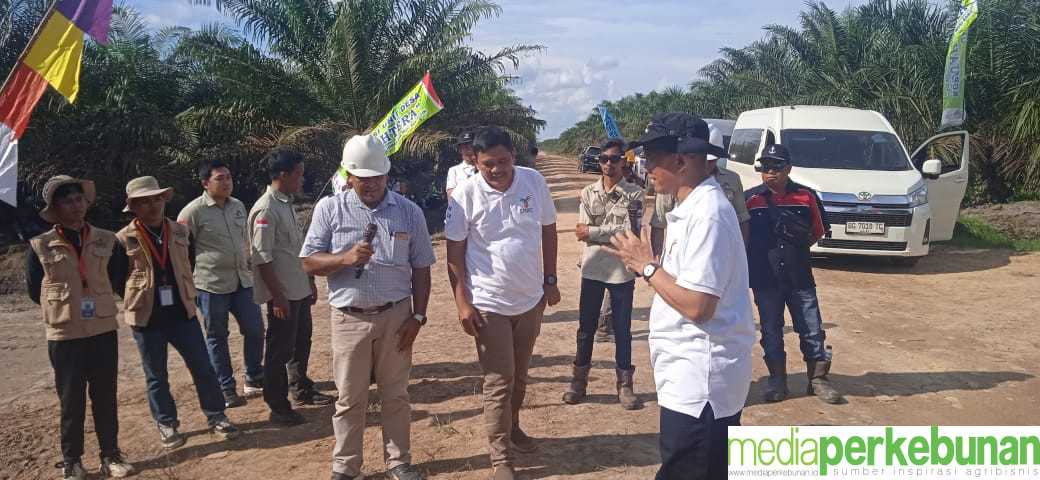 PESERTA CPOPC INTERNATONAL SMALLHOLDER WORKSHOP KUNJUNGI KUD SEJAHTERA
