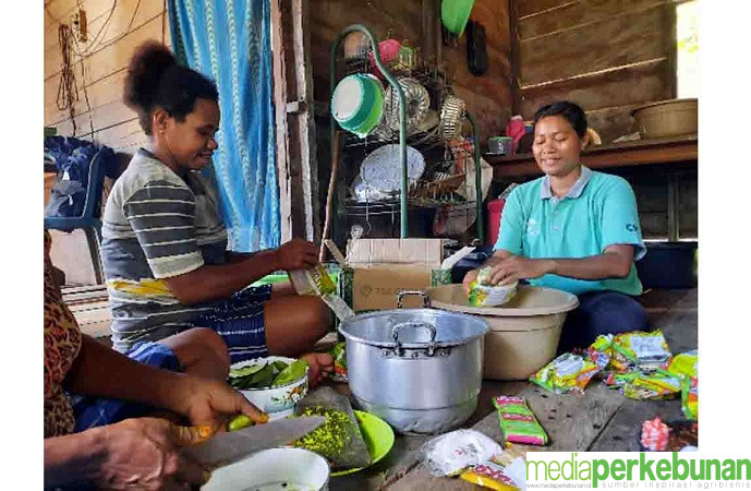 Dorong Inovasi Sagu, PT BCA Tingkatkan Keterampilan Masyarakat