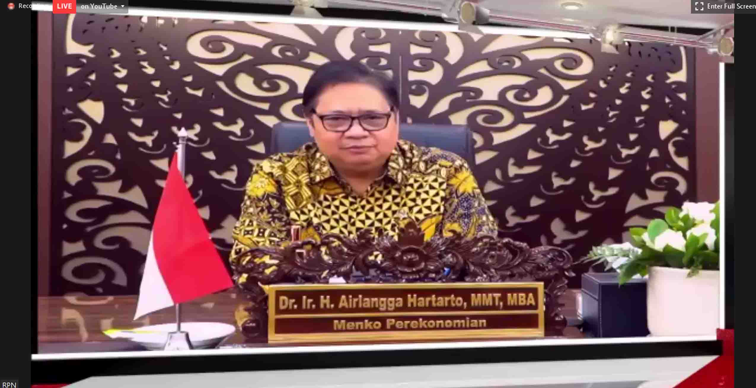Kelapa Sawit Menjaga Keseimbangan Aspek Sosial, Ekonomi, dan Lingkungan