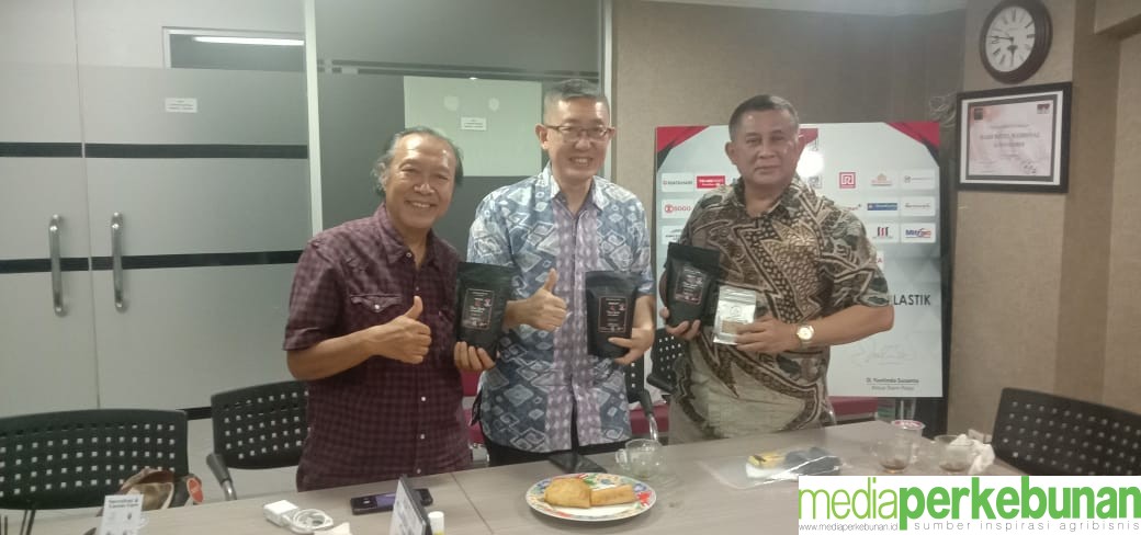 KOPI GEULIS SUMEDANG RAIH GOLD CLASS CUPPING TEST