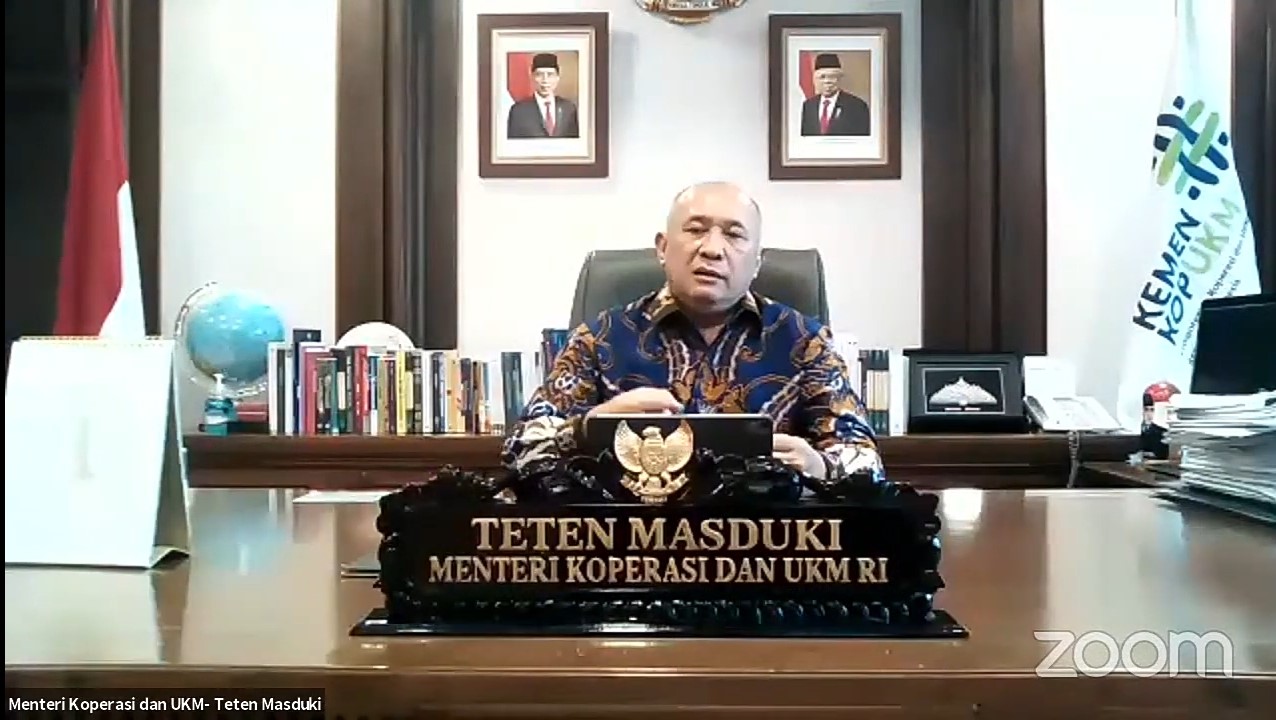 JANGAN RAGU KEMBANGKAN INDUSTRI KELAPA