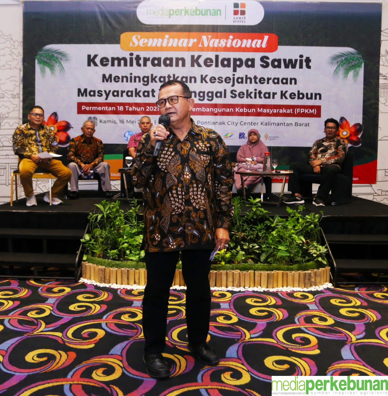 SEMINAR KEMITRAAN MEDIA PERKEBUNAN-BPDPKS, PELAKSANAAN MISI BGA SEJAHTERAKAN MASYARAKAT SEKITAR