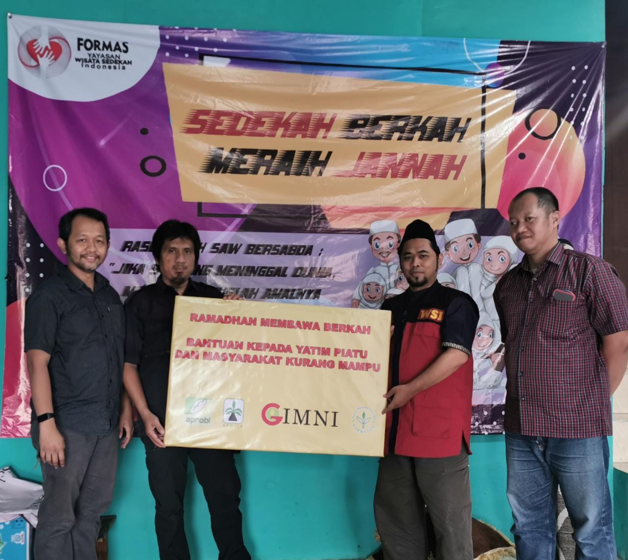 Gandeng Asosiasi Hilir Sawit, Forwatan Salurkan Bantuan